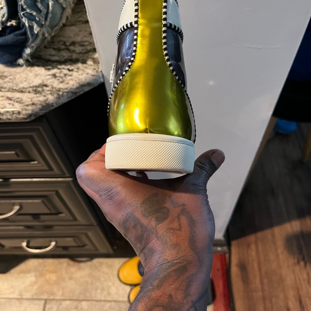 COPY - Red bottoms 🔥